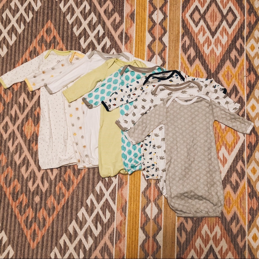0-6 month old unisex sleep gowns